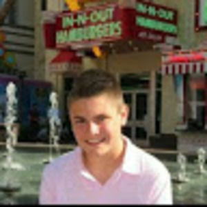 Meet your Posher, Dennis